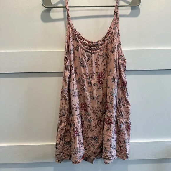 Torrid Blush Floral 2X Tank Top - Picture 6 of 8